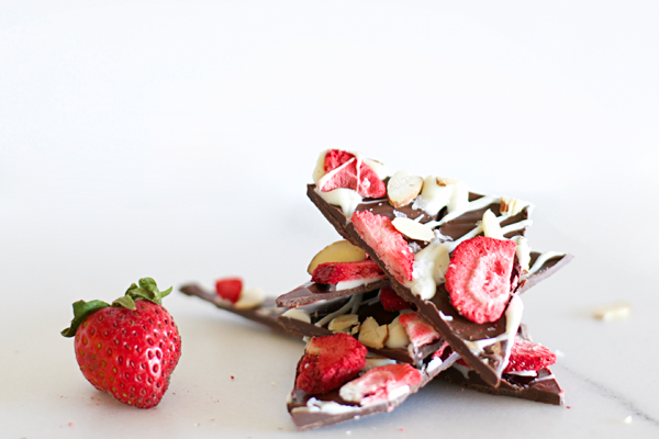 chocolate-strawberry-bark6