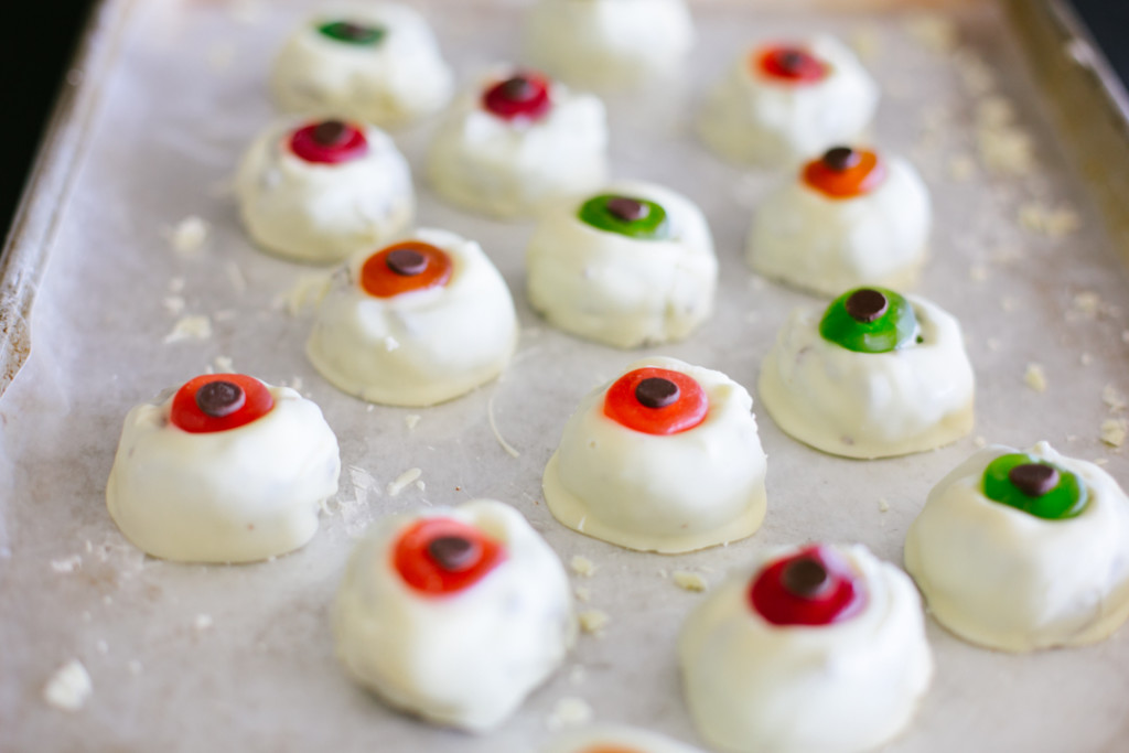 Edible Eyeball Cookies (blog) (17 of 31)