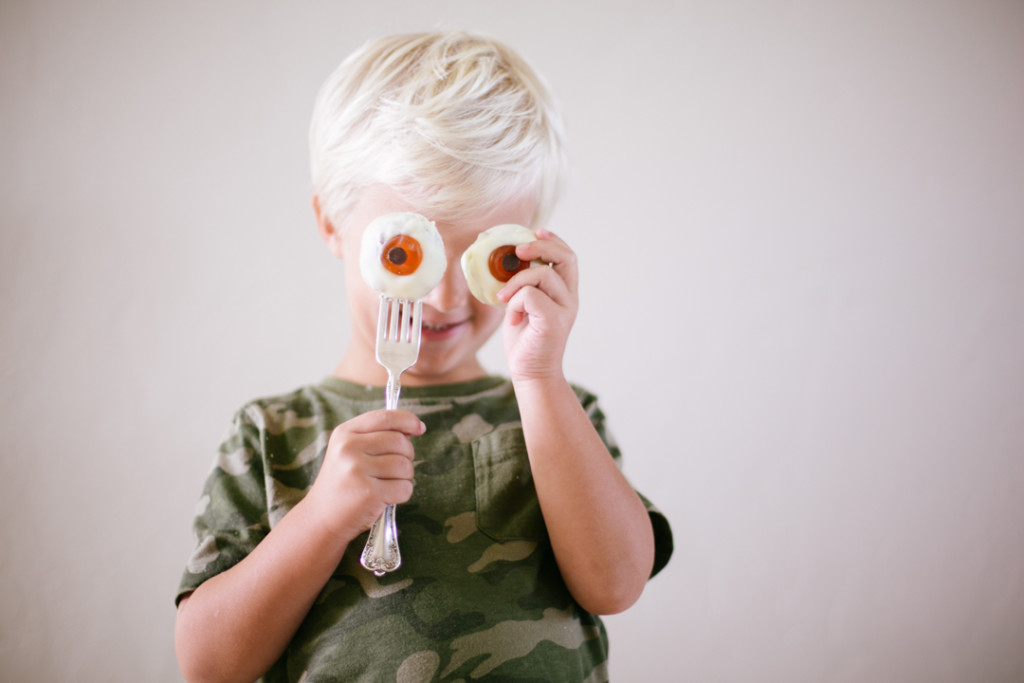 Edible Eyeball Cookies (blog) (30 of 31)