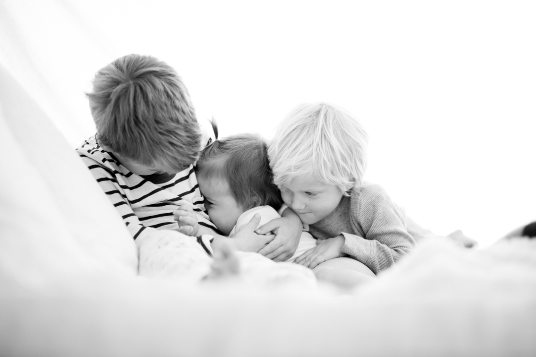 Bed Fort (blog bw) (40 of 57)